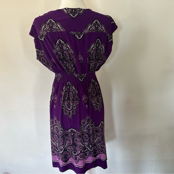 She’s Cool Purple Paisley MIDI Scrunch V-Neck Short Sleeve Dress Women’s Size S - Picture 5 of 6